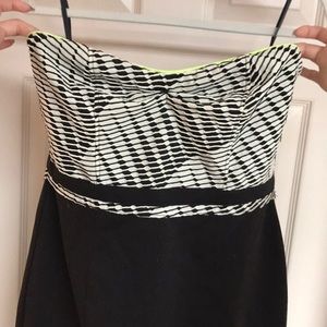 Strapless dress with cool design